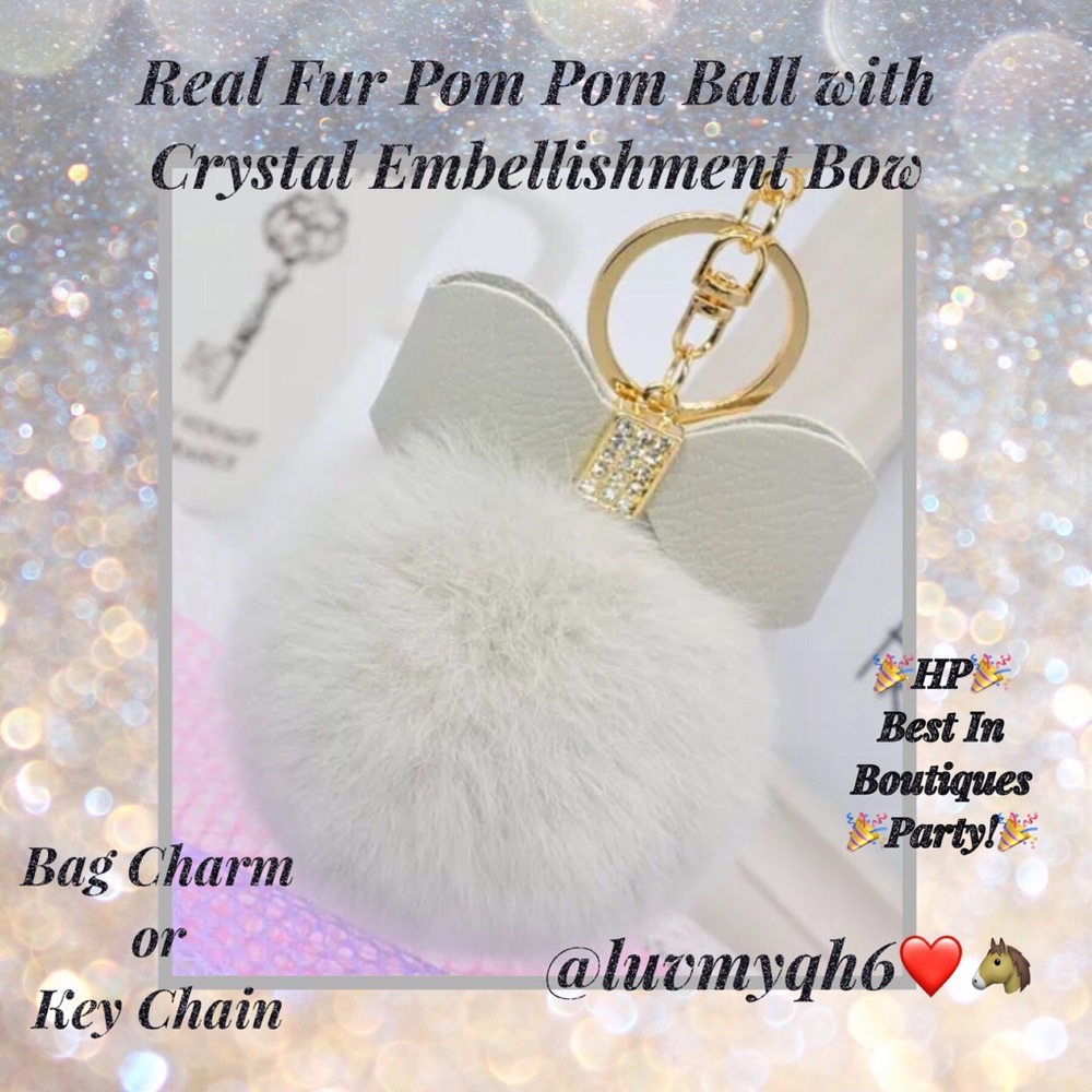 Fur Pom Ball w/Bow Bag Charm/Key Chain 🎉HP🎉